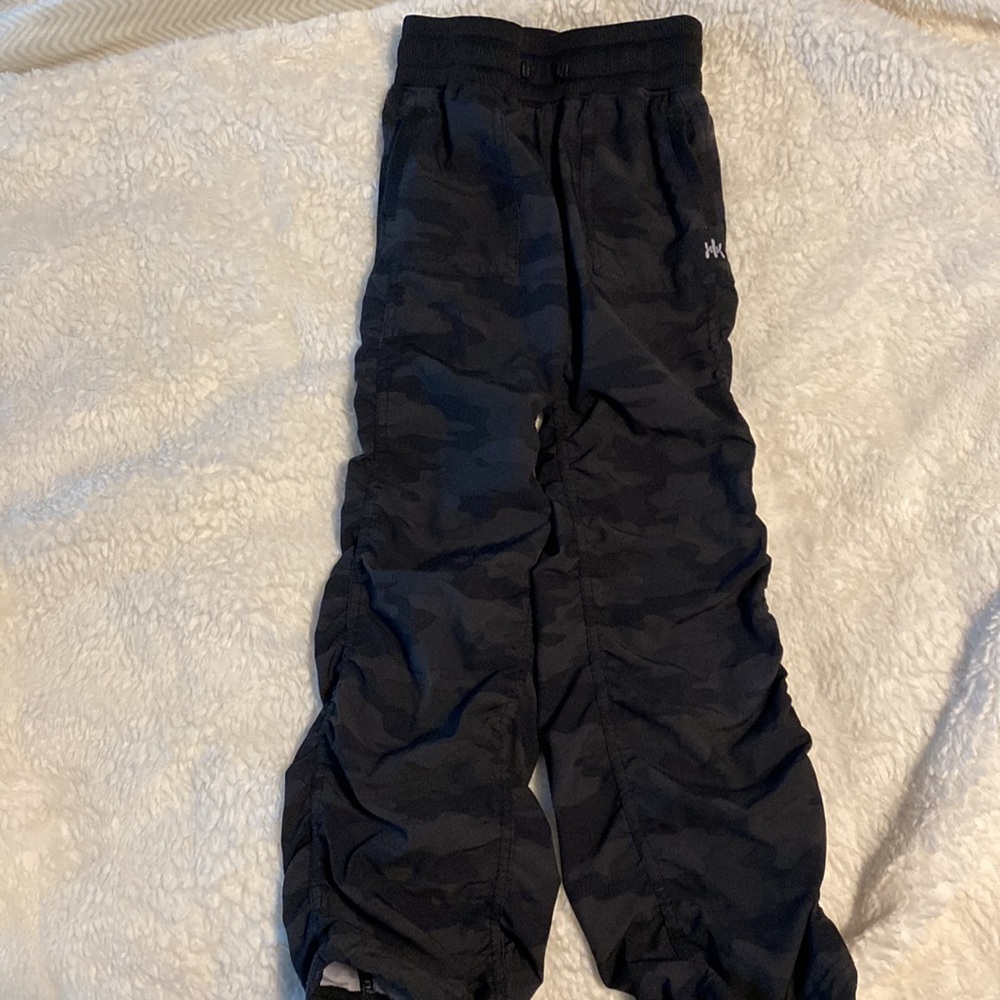 Kyodan Girls | lightweight, black camo pants, 5